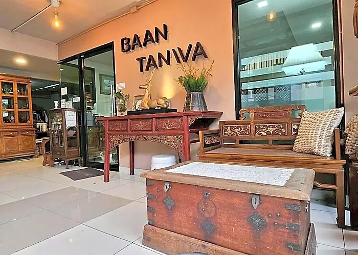 Baan Tanwa - Mrt Ratchadapisek Exit 1 Or 2