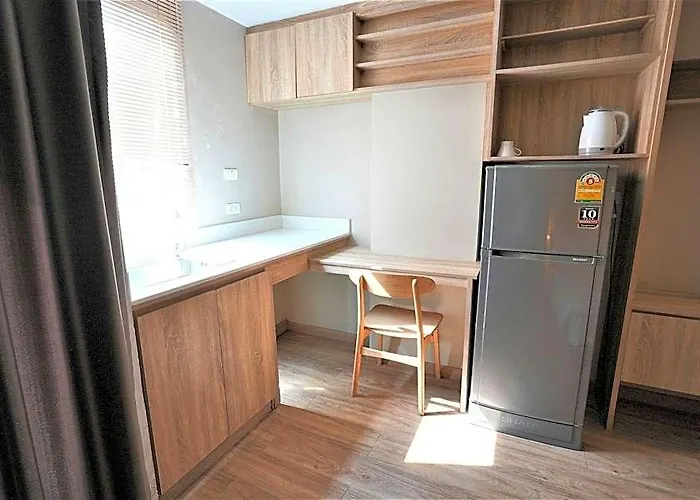 Baan Tanwa - Mrt Ratchadapisek Exit 1 Or 2 מלון 3*